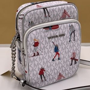 MICHAEL KORS WOMEN LADY SKI GIRL SKIER CHAIN CROSSBODY BAG WHITE LOGO GREY LTH